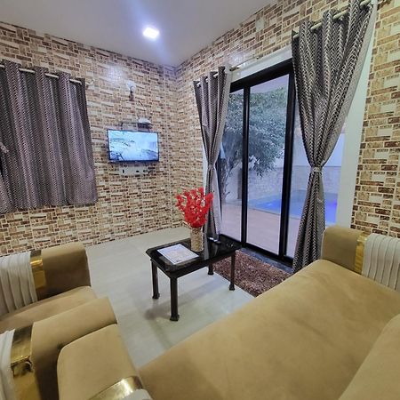 The Perfect Stays Para Disco Big Pool Cricket Turf Villa Lonavla Zewnętrze zdjęcie