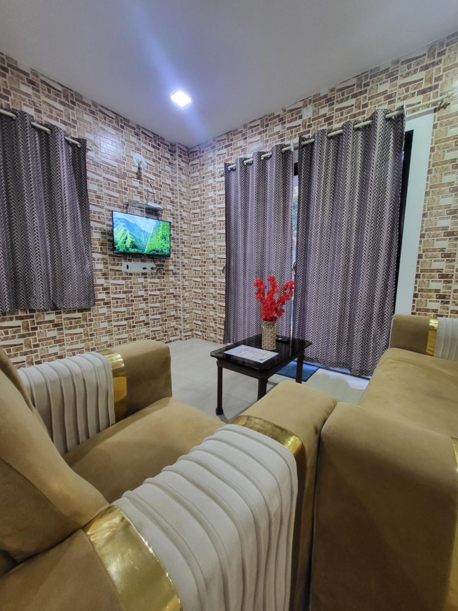 The Perfect Stays Para Disco Big Pool Cricket Turf Villa Lonavla Zewnętrze zdjęcie