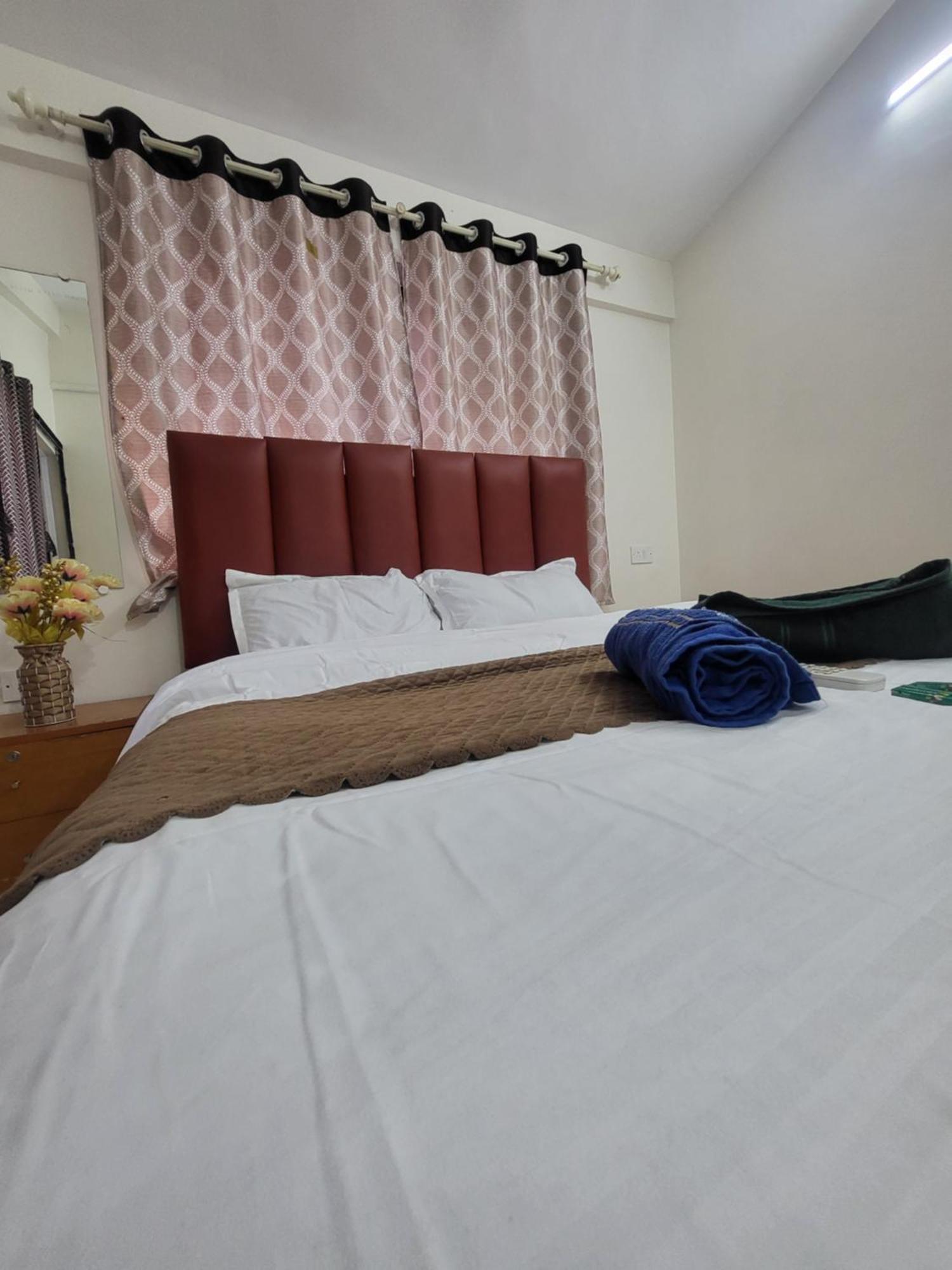 The Perfect Stays Para Disco Big Pool Cricket Turf Villa Lonavla Zewnętrze zdjęcie