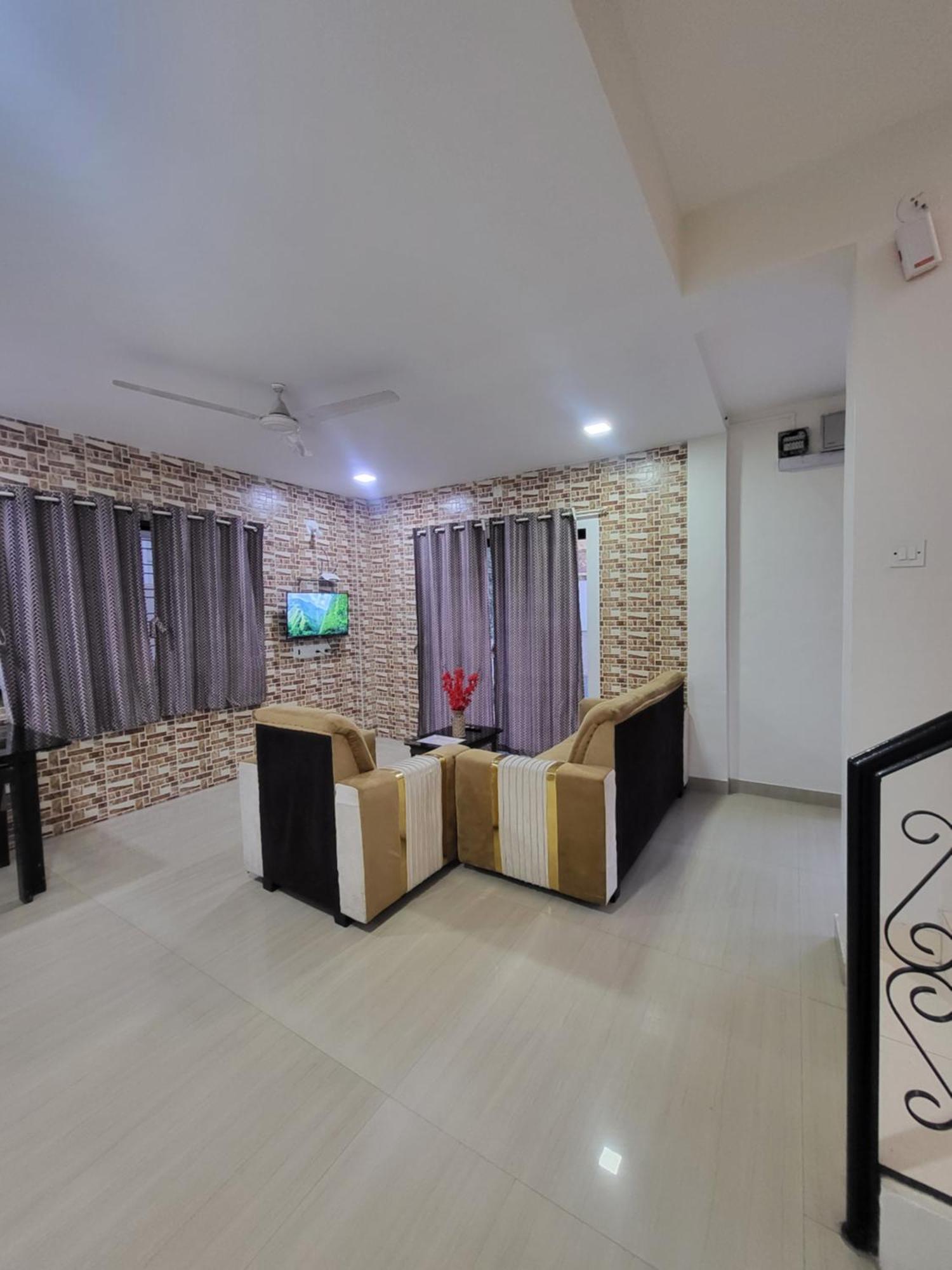 The Perfect Stays Para Disco Big Pool Cricket Turf Villa Lonavla Zewnętrze zdjęcie