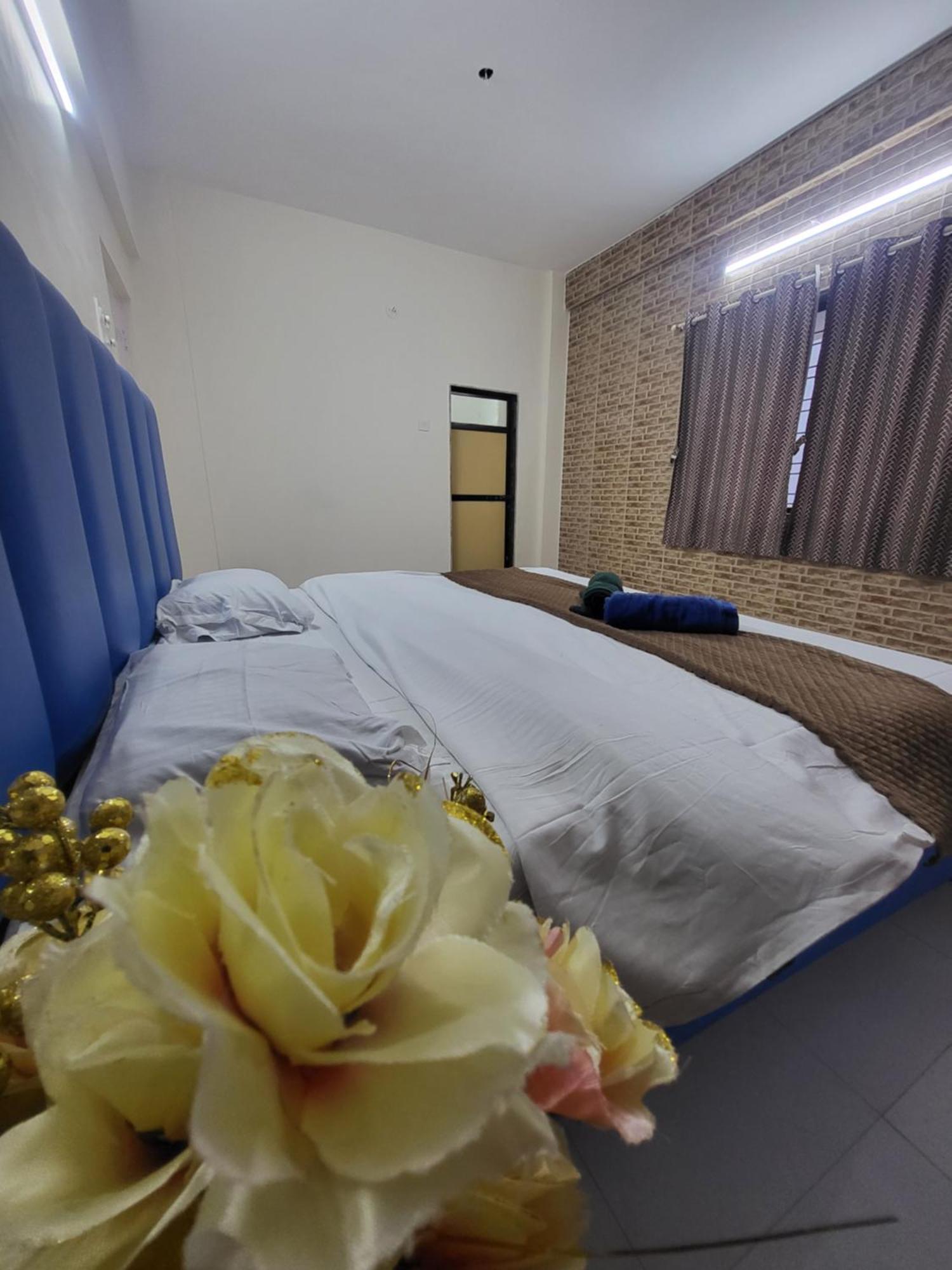 The Perfect Stays Para Disco Big Pool Cricket Turf Villa Lonavla Zewnętrze zdjęcie