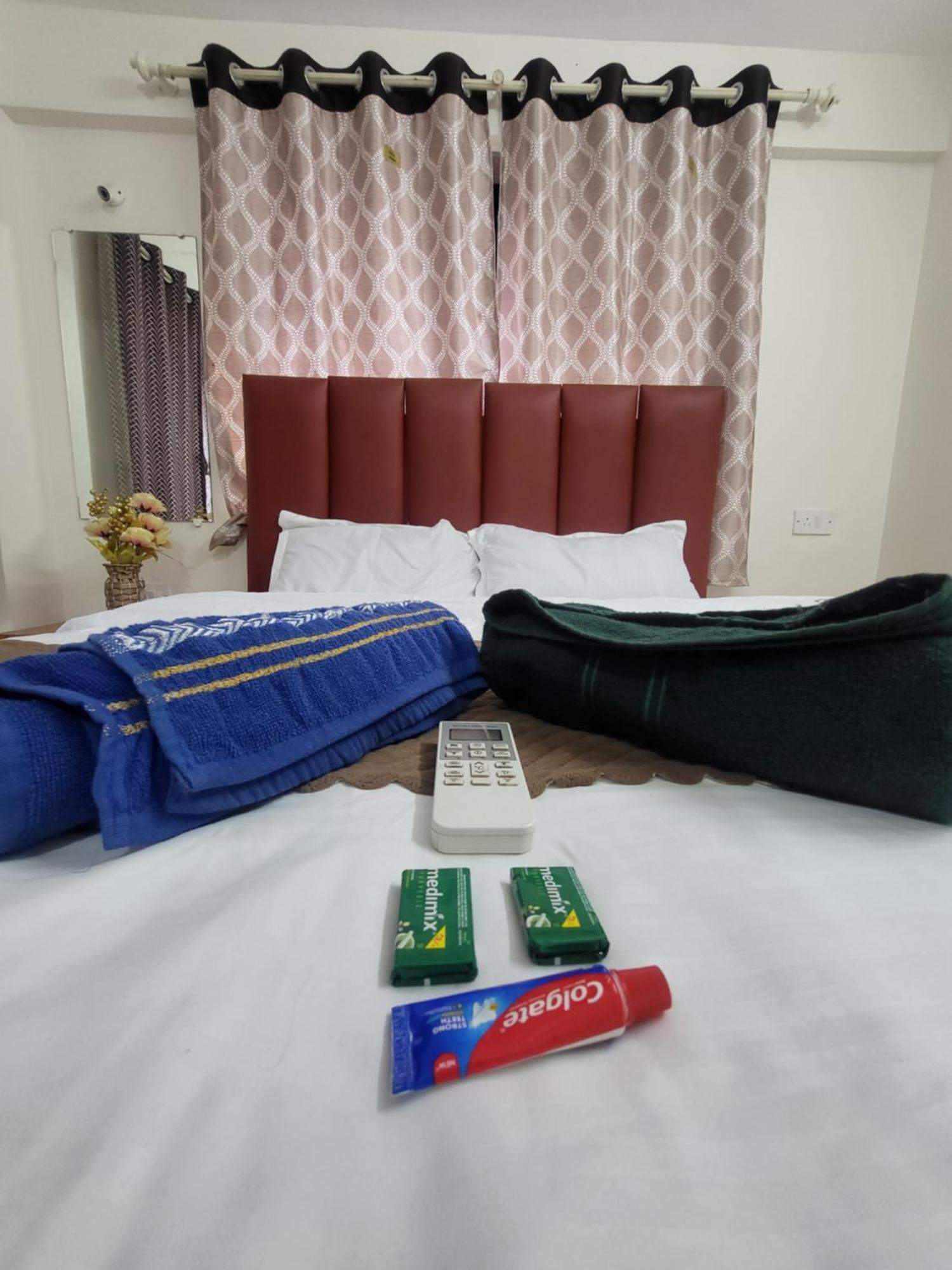The Perfect Stays Para Disco Big Pool Cricket Turf Villa Lonavla Zewnętrze zdjęcie